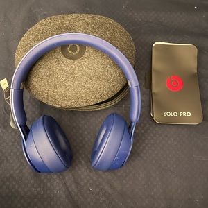 Solo Pro Headphones
